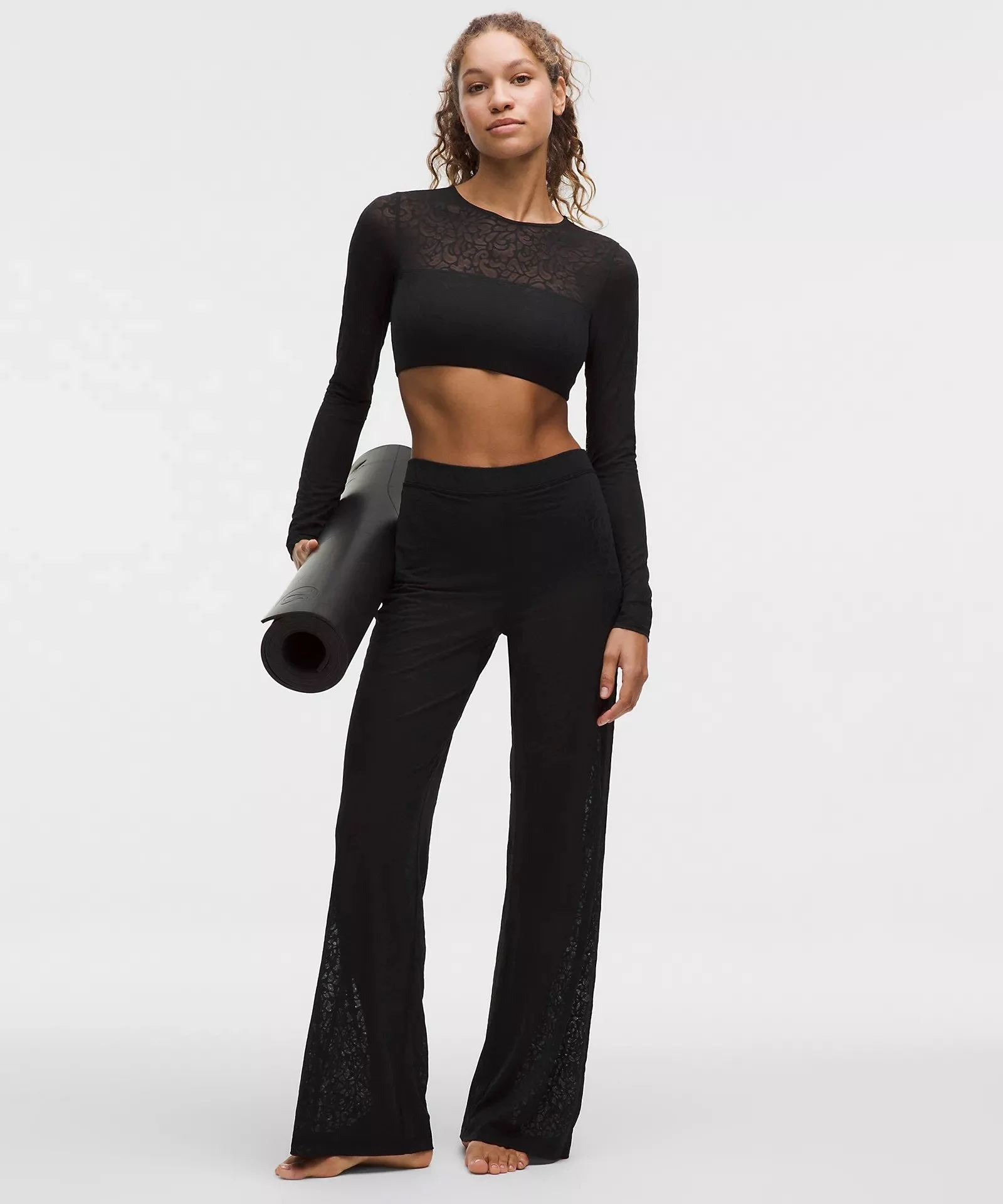 lululemon Paisley Lace Print Collection - November 2025 — EXTRA